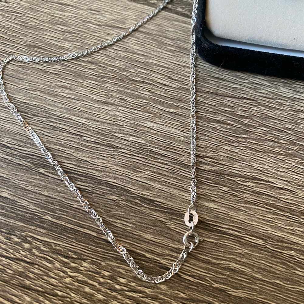 Diamonds in Rhythm 1/2 ct tw Necklace 14k
White Gold - Picture 4 of 8
